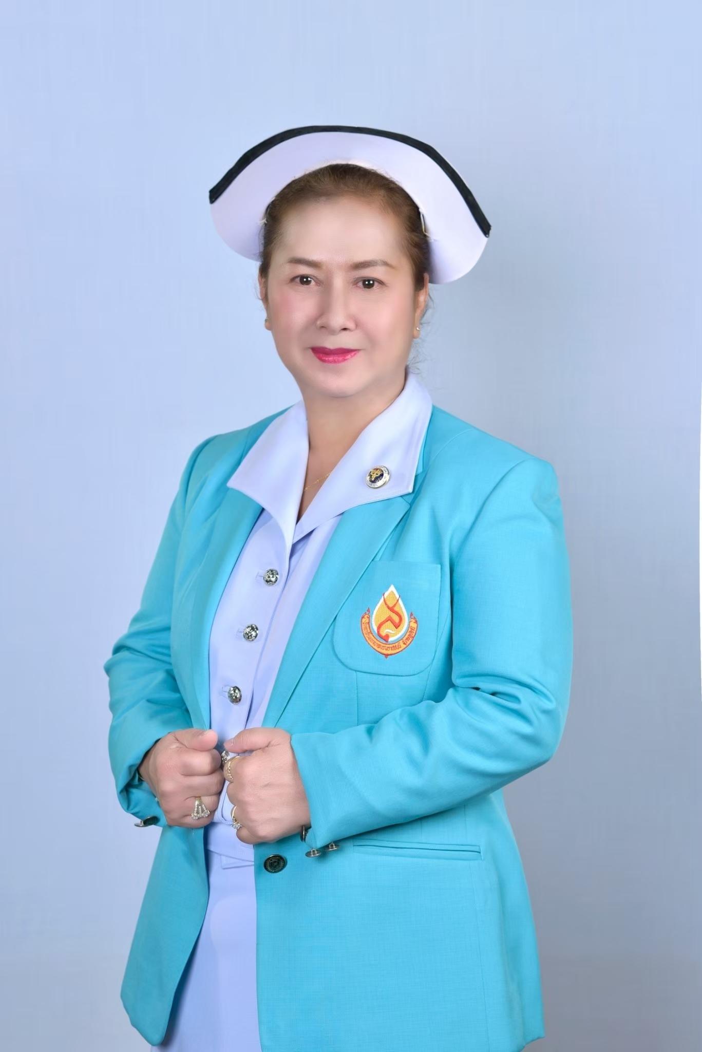 https://www.web.bcnsurat.ac.th/wp-content/uploads/2024/06/LINE_ALBUM_รูปสูทเขียว-2566_240604_57.jpg