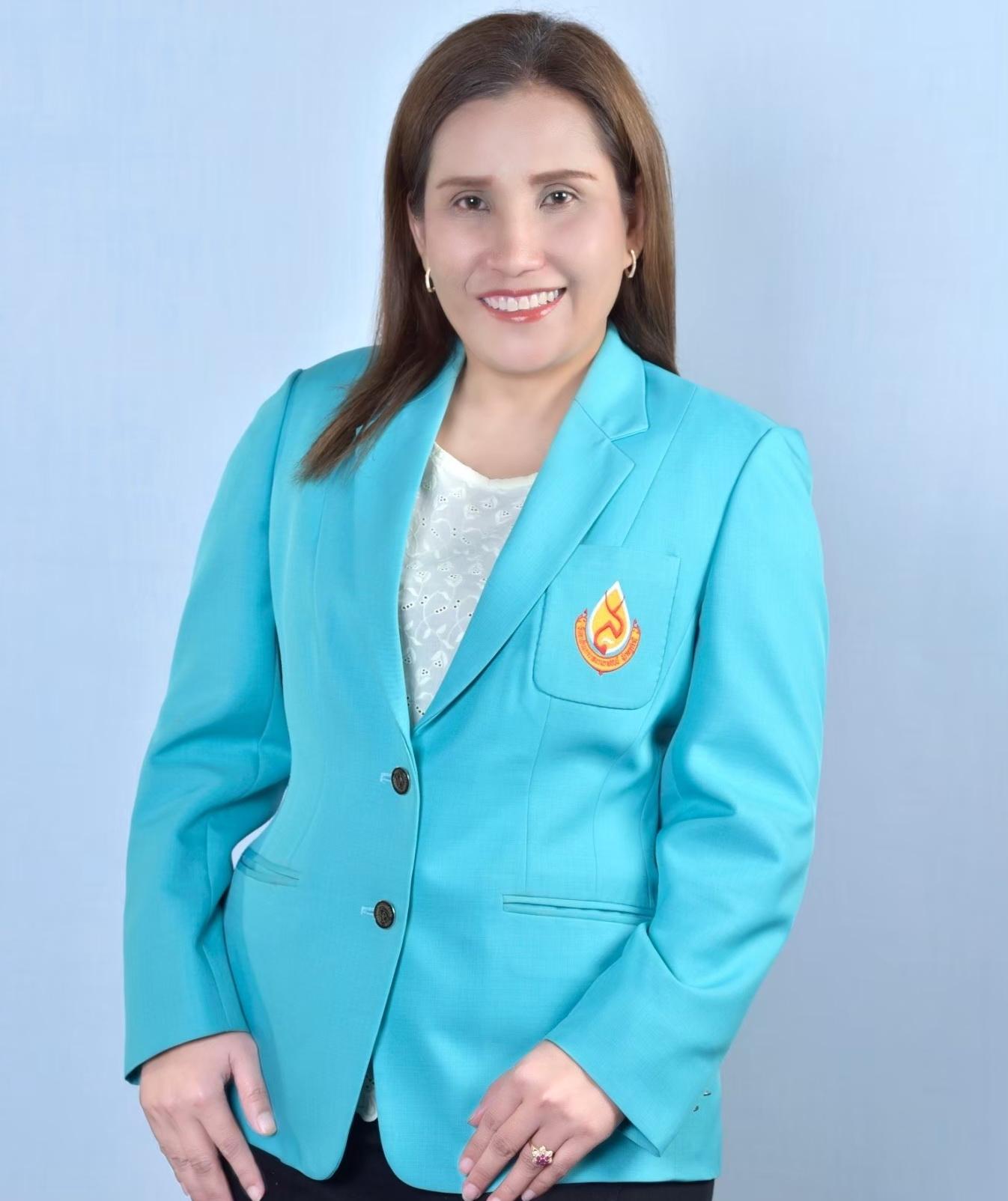 https://www.web.bcnsurat.ac.th/wp-content/uploads/2024/07/LINE_ALBUM_รูปสูทเขียว-2566_240716_35.jpg