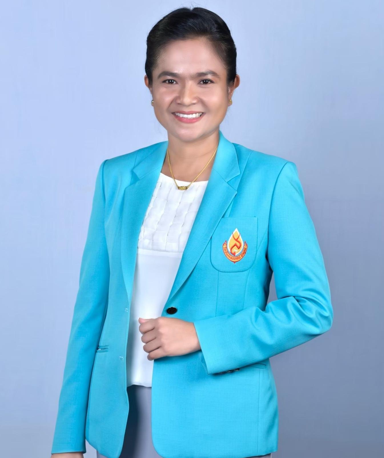 https://www.web.bcnsurat.ac.th/wp-content/uploads/2024/07/LINE_ALBUM_รูปสูทเขียว-2566_240716_36.jpg